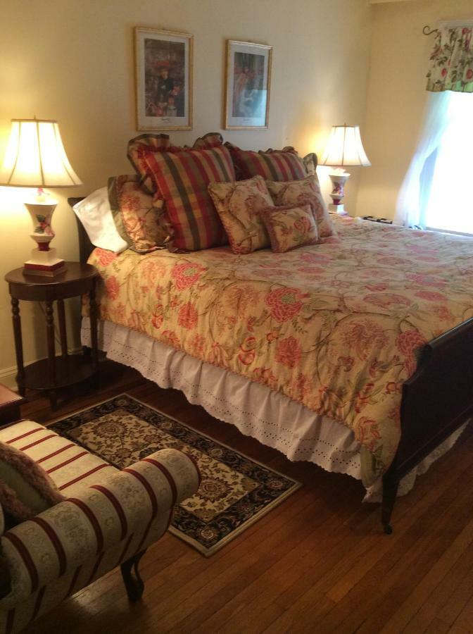 The Red Hook Country Inn, An "Old Rhinebeck" Bed & Breakfast Экстерьер фото