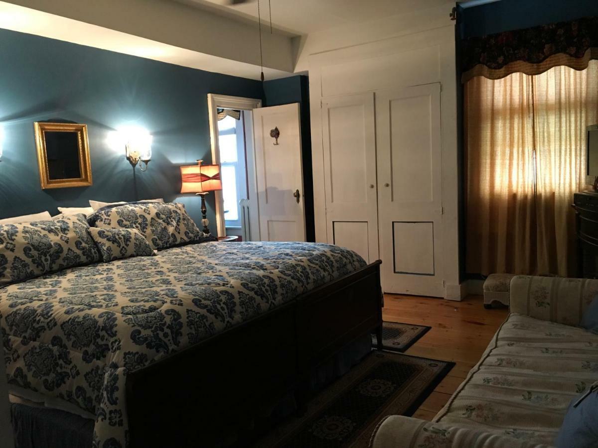 The Red Hook Country Inn, An "Old Rhinebeck" Bed & Breakfast Экстерьер фото