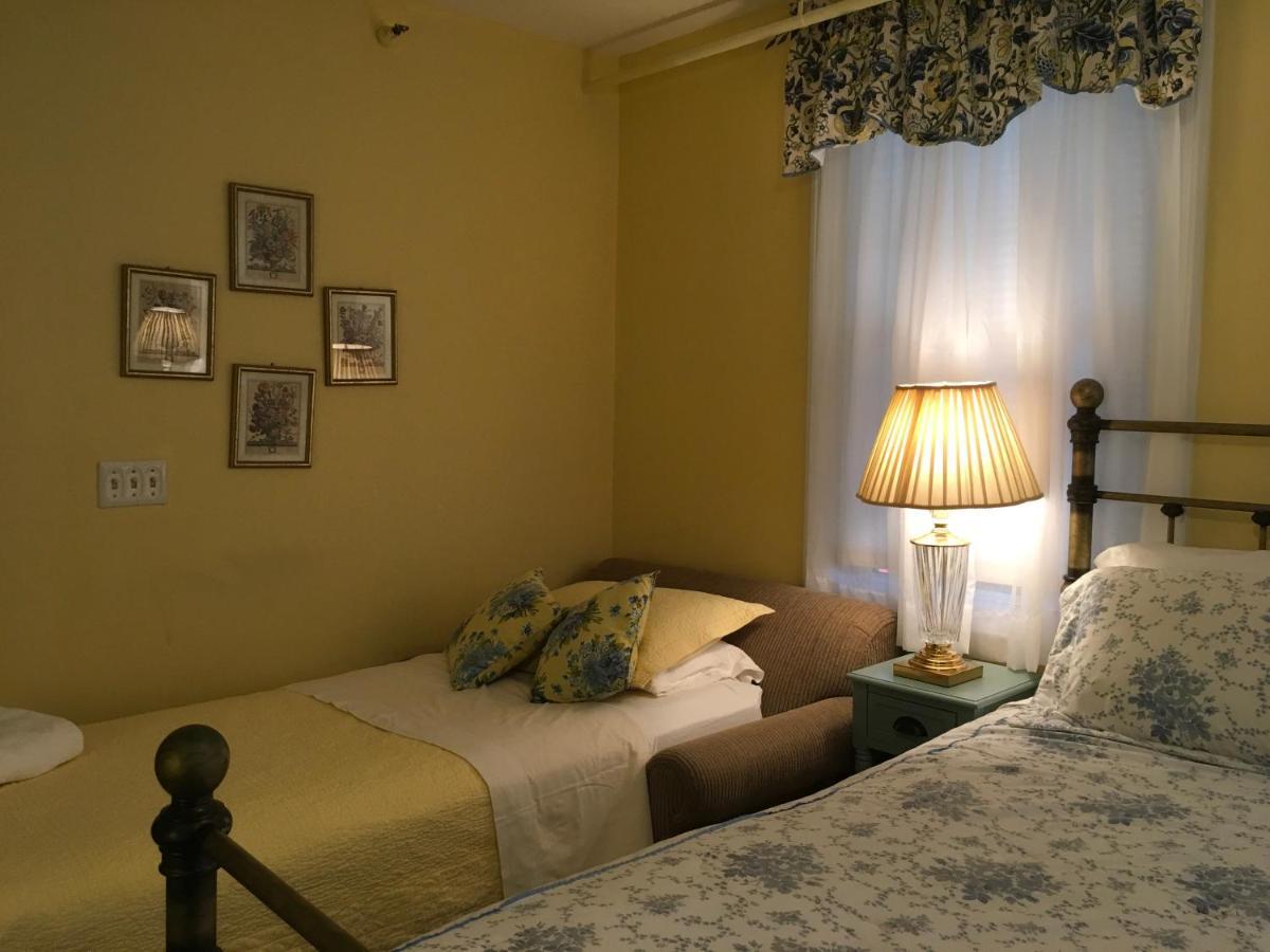 The Red Hook Country Inn, An "Old Rhinebeck" Bed & Breakfast Экстерьер фото
